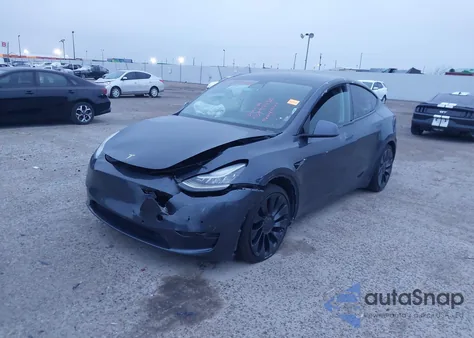 2021 Tesla Model Y Performance Dual Motor All-Wheel Drive из США, поврежденный, VIN 5YJYGDEF9MF076181